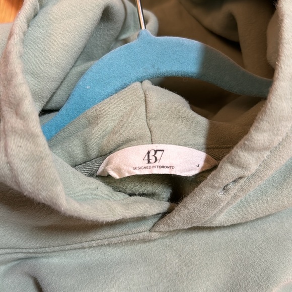 437 green hoodie size 4 - Picture 3 of 3